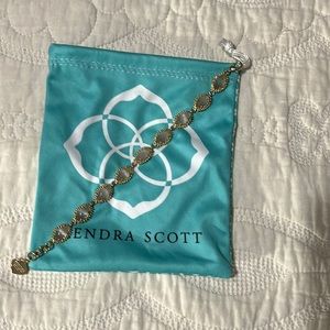 Kendra Scott bracelet
